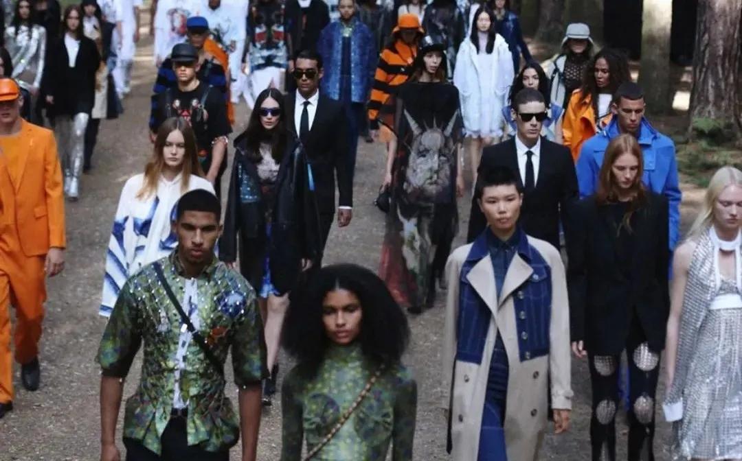 京东跳转的lv小程序是真的吗,为什么在京东上搜lv自动跳转官网