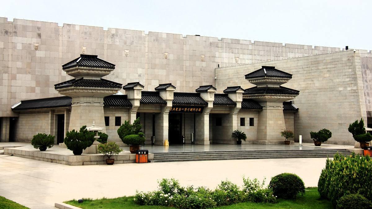 秦兵马俑的建造目的,秦兵马俑为什么不继续挖掘下去呢