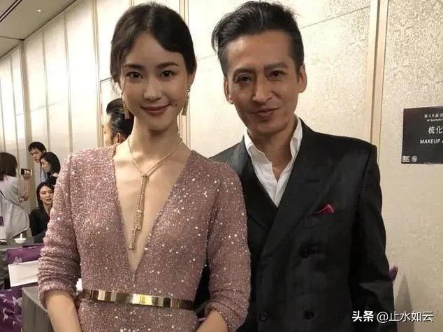 他比王宝强还惨！养儿16年非亲生，再婚怀孩未保住，如今儿子家暴