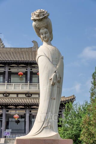 唐玄宗与杨玉环的故事,唐玄宗与杨玉环第一次见面