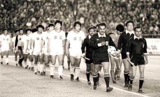 从稚气未脱到现在的满脸沧桑,从顽皮小子到大国领袖