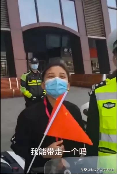 援鄂医护表白民警,小护姐表白中国警察