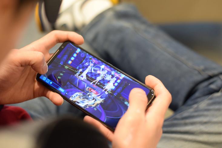 rog游戏手机2最新评测,rog游戏手机2测评5999