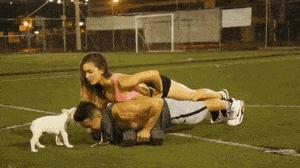 健身要请私教,健身要不要请教练教动作