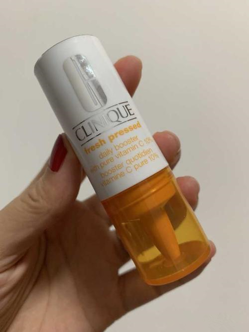 日常护肤精华和面霜,最补水的精华和面霜