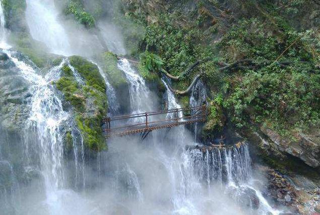 四川比较天然的温泉叫什么,天然温泉四川有哪些