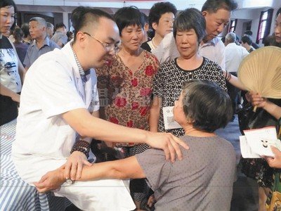 为什么做中医理疗师,学中医推拿入行第三年的心酸