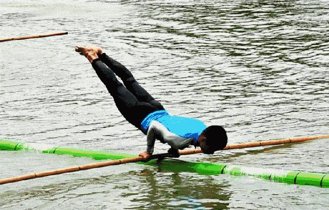 如何踩鸡蛋鸡蛋不会碎的原理,如何踩鸡蛋不碎