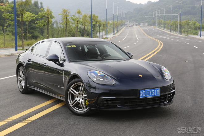 保时捷panamera混动深度测试 (全新保时捷panamera4s 2.9t试驾感受)