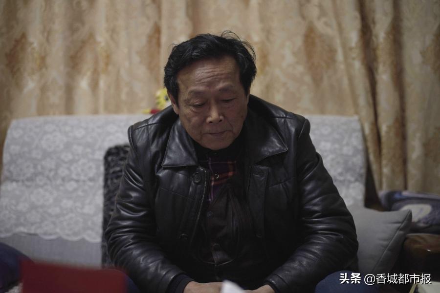 「咸宁供电:光明记忆•百名*党**员庆华诞⑫」全力服务京广"大动脉"电气化改造