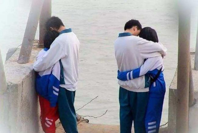 如何正确引导早恋的孩子,孩子早恋怎么正确引导他