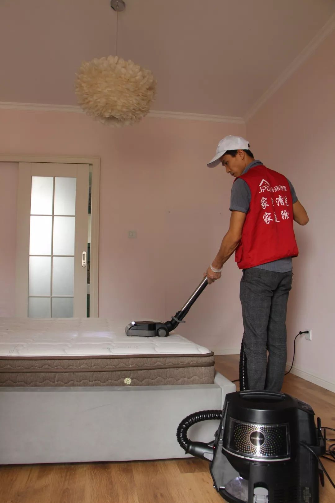 床垫除尘除螨虫多少钱,床垫螨虫怎么彻底消灭