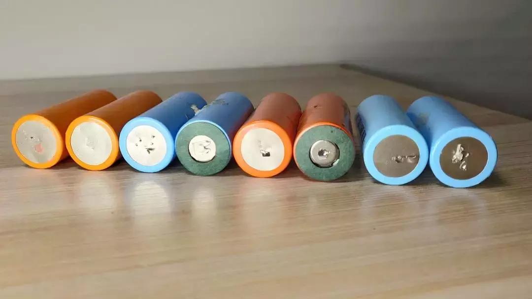 fz50鍜宖z100鐢垫睜宸窛,fz100鐢垫睜鐪熷亣