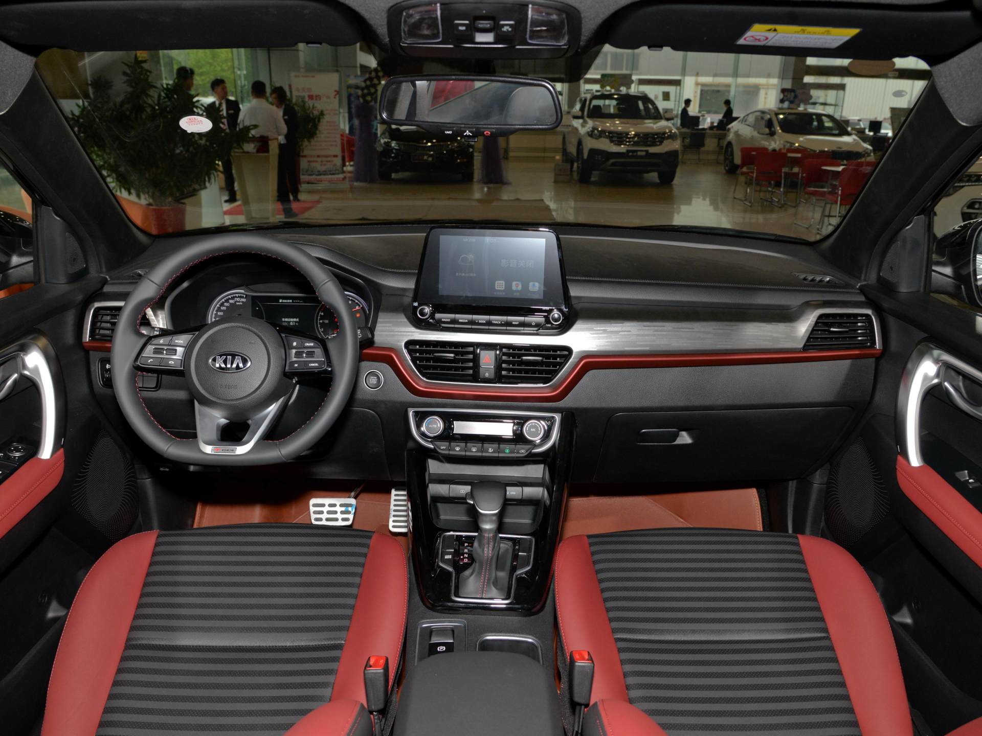 起亚奕跑多少钱一辆,合资起亚2019款