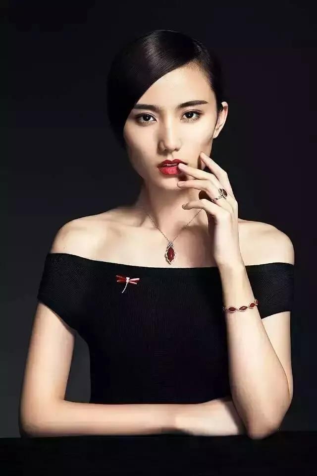 海洋的珍宝,海洋中珍贵的珊瑚