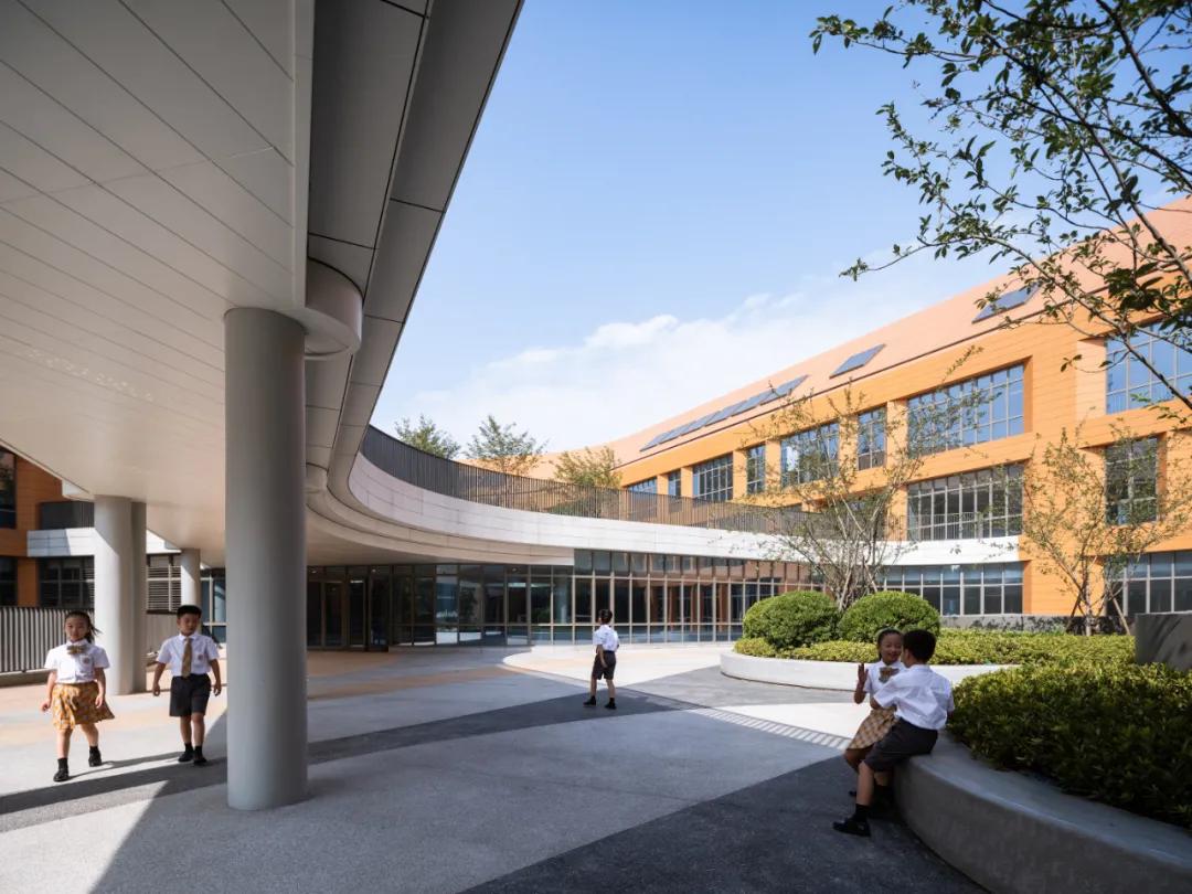 杭州市奥体实验小学及幼儿园/浙江大学建筑设计研究院