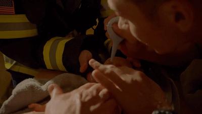 刷爆抖音的生死大片，捂住心脏看完，太过瘾了