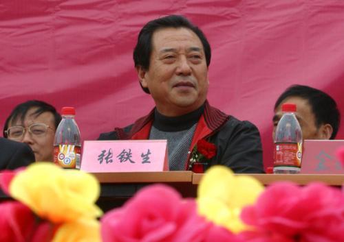 当年交白卷的张铁生现状,白卷英雄张铁生因为啥被判刑