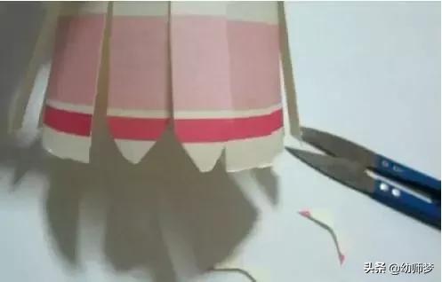 折纸灯笼手工制作幼儿园立体,虎年手工灯笼幼儿园手工制作