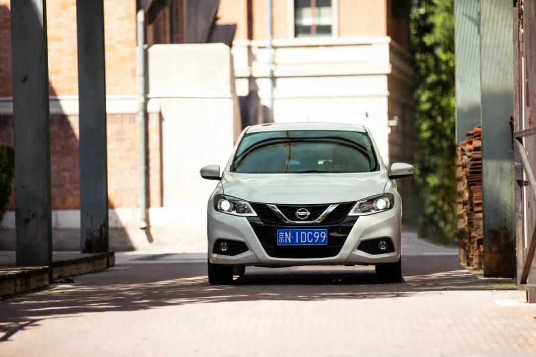 涓ゅ帰杞︾數鍔ㄥ熬闂ㄨ溅鐪熼,涓ゅ帰杞﹀紑璧锋潵鐪熼