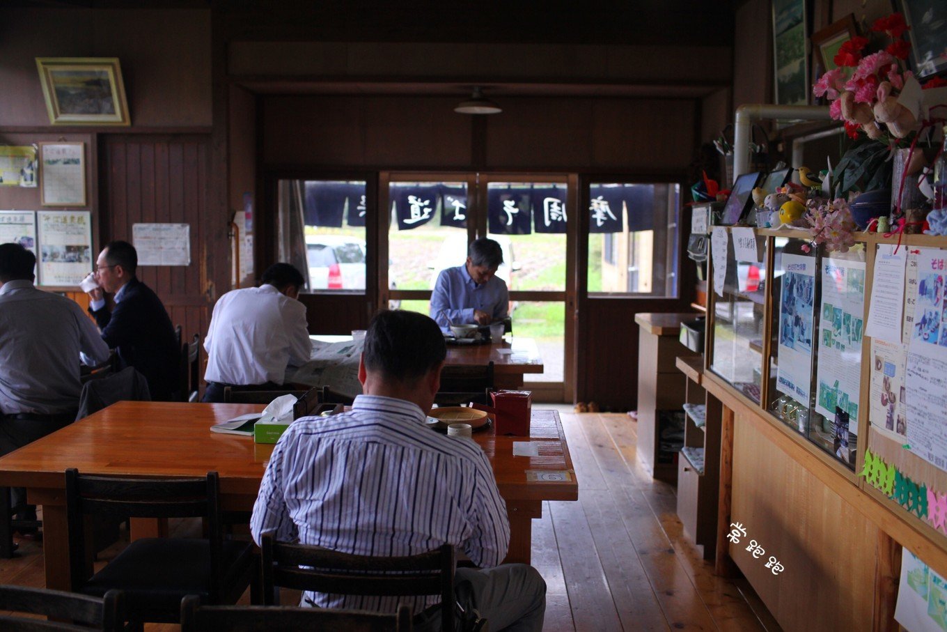 港口风情街美食,北海道美景旅游美食攻略