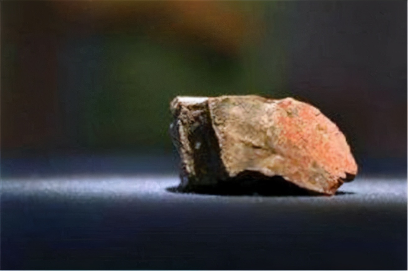 美国人登月球是真是假,阿波罗登月拿回月岩了吗