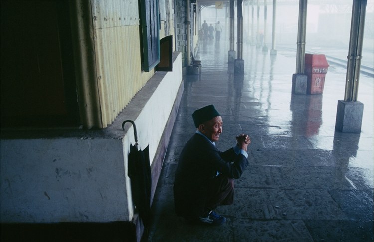 老人摔倒后进icu还有救吗,老人家摔跤骨折为什么住icu