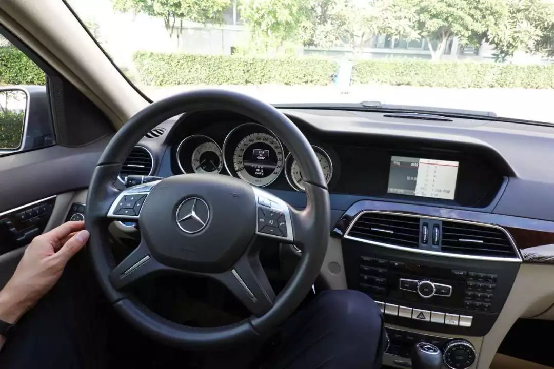 14万买奔驰C，6年只跑2万公里，收藏级