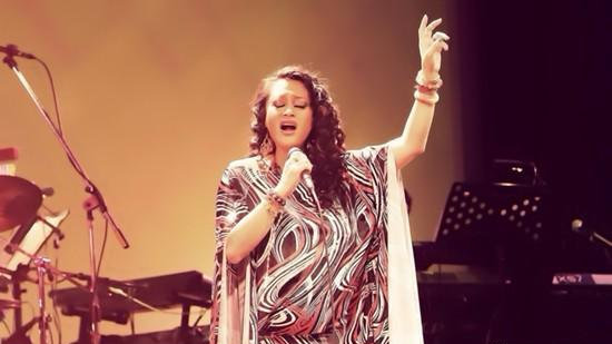 纪晓君野火现状,野火纪晓君现场版