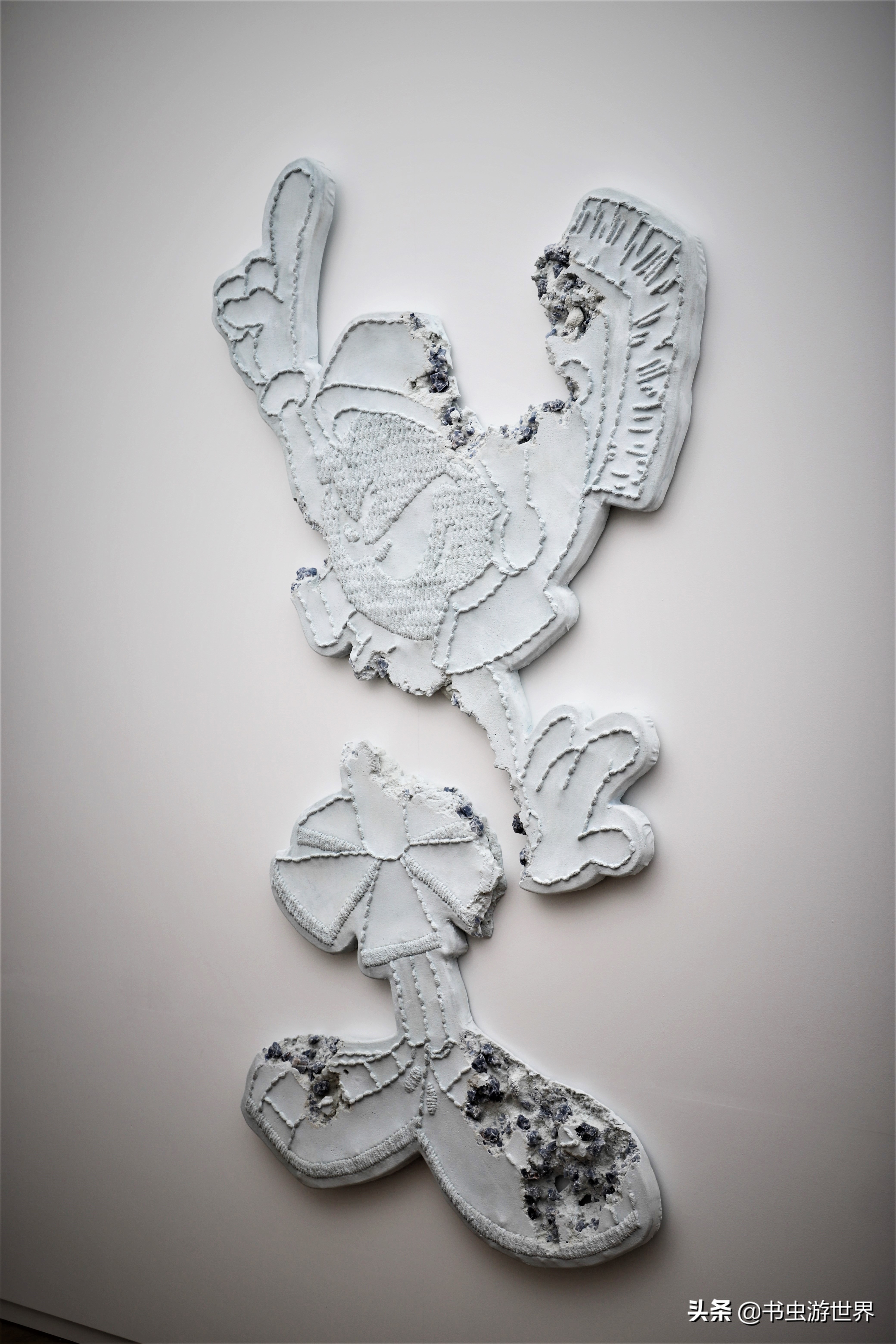 虚拟考古、气球女孩、波点女王:Moco的现当代艺术你能看懂几个?