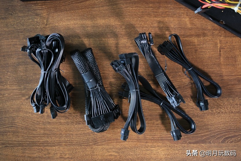 电脑无故重启是固态硬盘坏了吗,电脑无故重启是硬盘坏了么