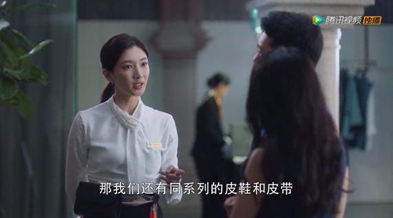 敢于撕掉标签的女生,女人撕掉自己的标签