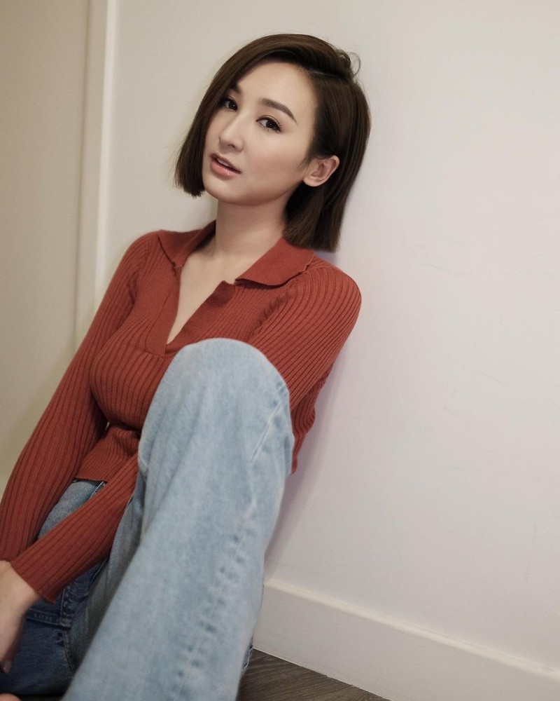 圆脸方脸必学的挑眉超级瘦脸,每天分享一款发型适合圆脸方脸