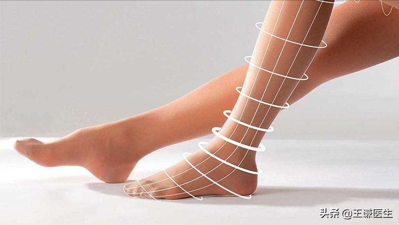 治静脉曲张的弹力袜选几级,静脉曲张弹力袜怎么挑选