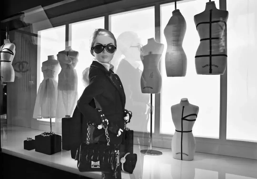 她是全世界最爱微整的女人却得了今年年度时尚偶像奖