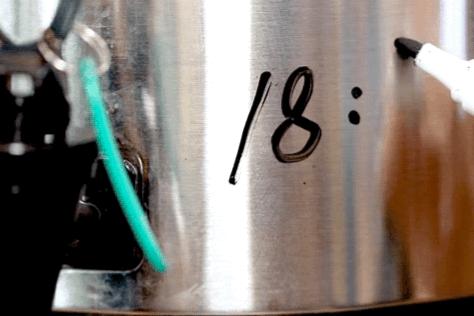 颜值口味双在线的“50岚”终于开到镜湖，我一口气喝了三杯...