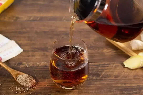 宫寒痛经者平时忌食哪些食物,宫寒月经期吃什么对身体好