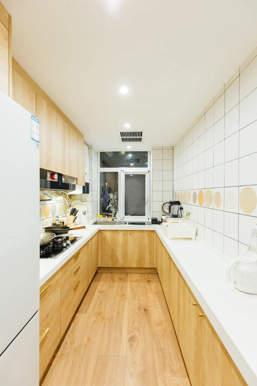 扔掉传统沙发茶几电视柜,丢掉沙发茶几