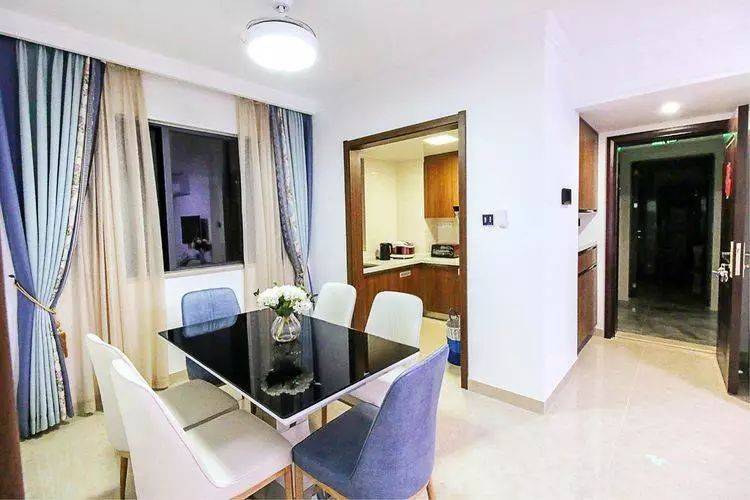 美的鹭湖99元3房一厅主题公寓,美的鹭湖附近公寓