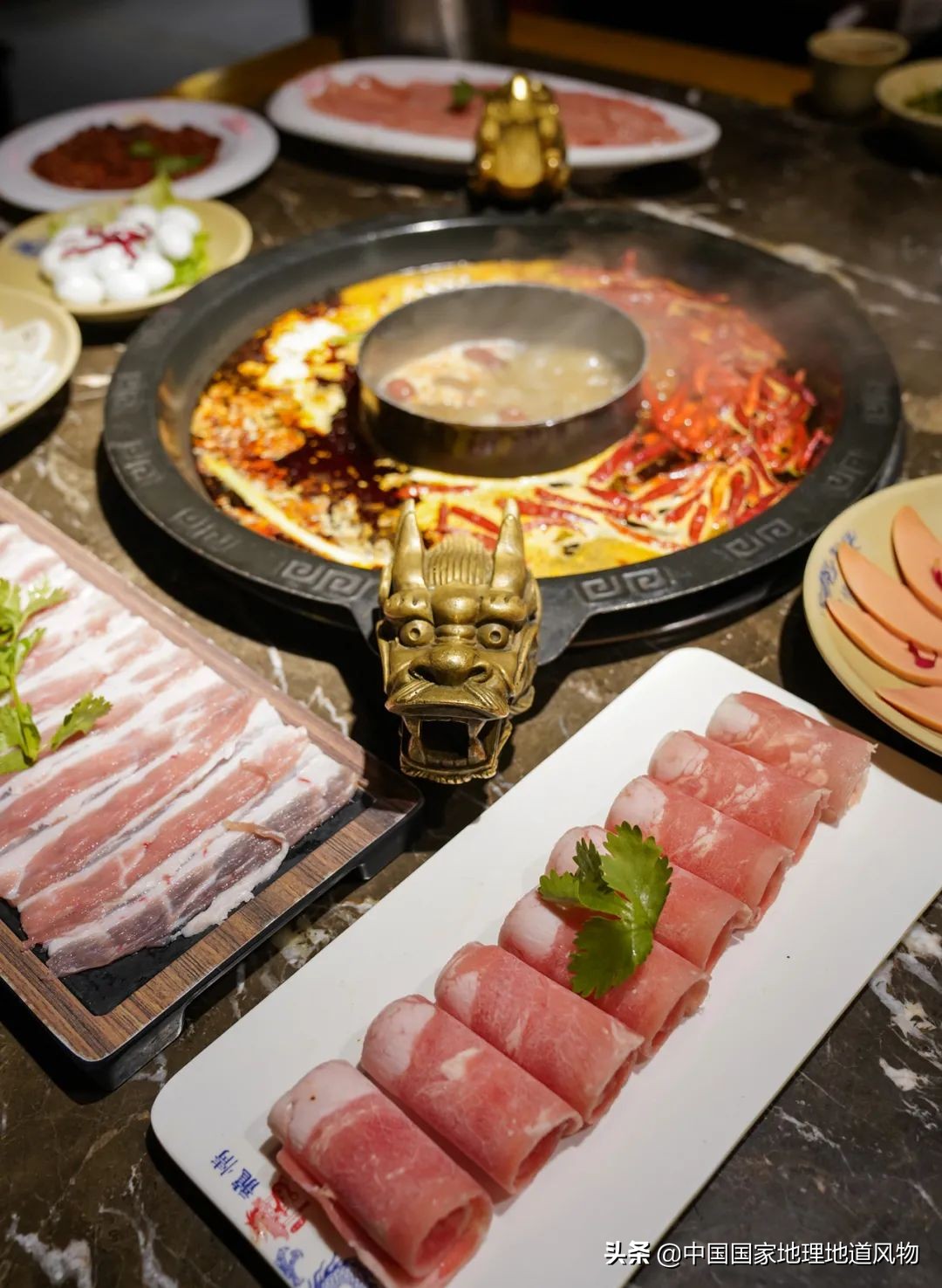 成都是一个安逸的地方吗,成都是个挺安逸的城市