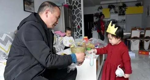 因为一个生日，洛阳这一家人火了