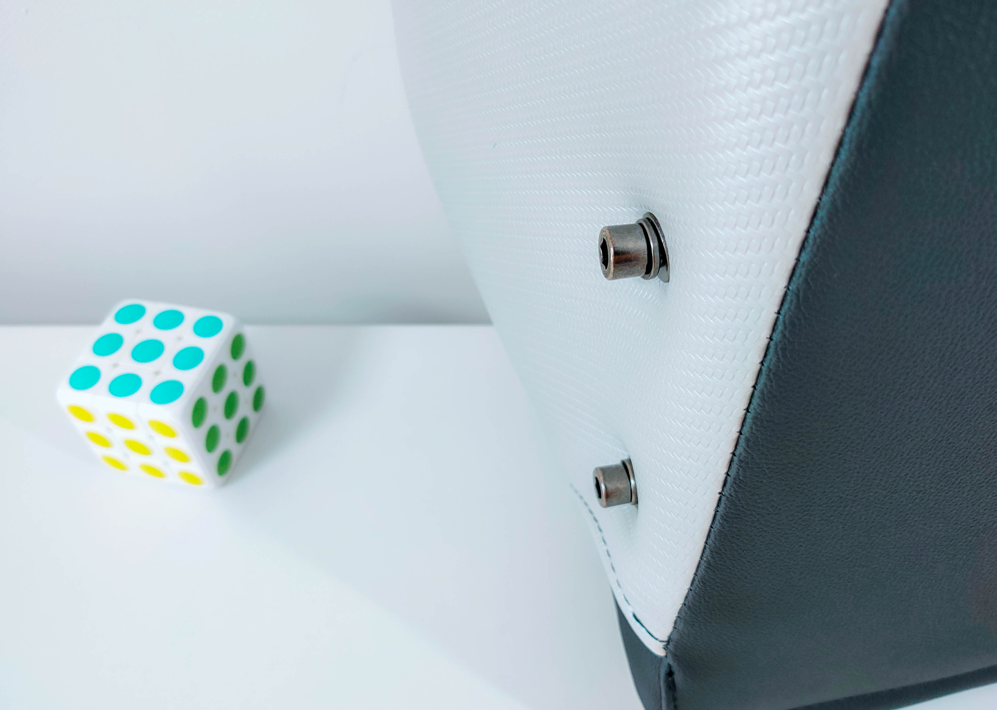 与高达、蝙蝠侠组队，ikbc机械键盘+安德斯特电竞椅套装评测