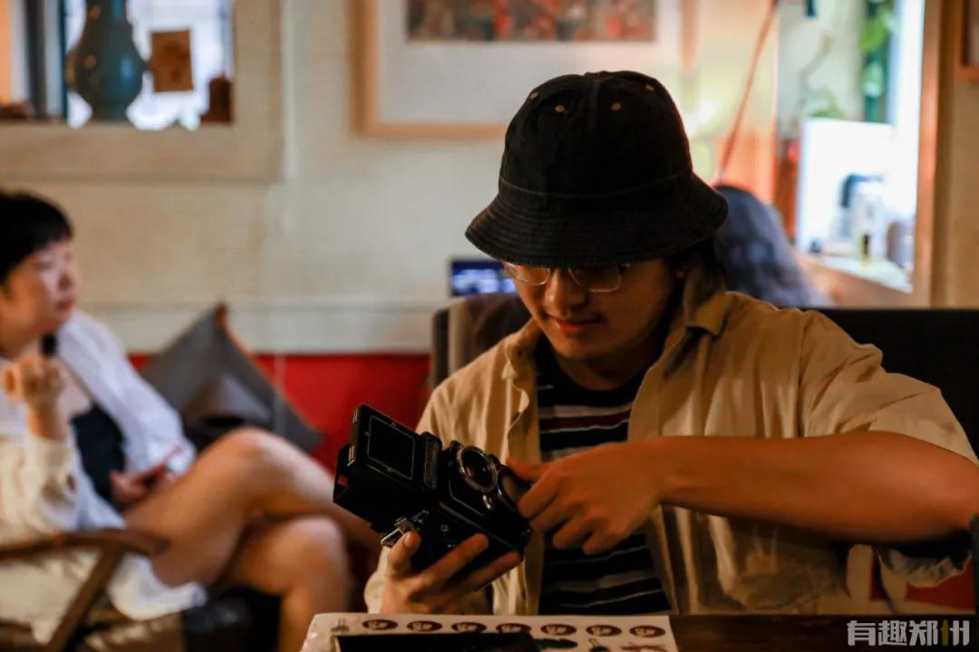 北街13号咖啡馆,隐藏在巷子里的一家复古咖啡店