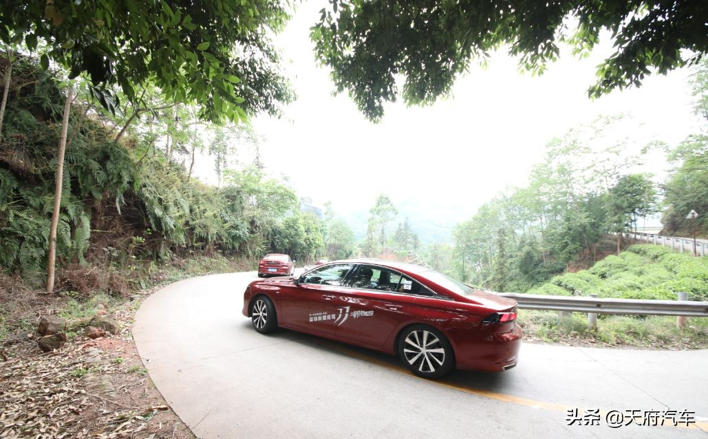 狮意生活,东风标致508l驾趣和驾控版