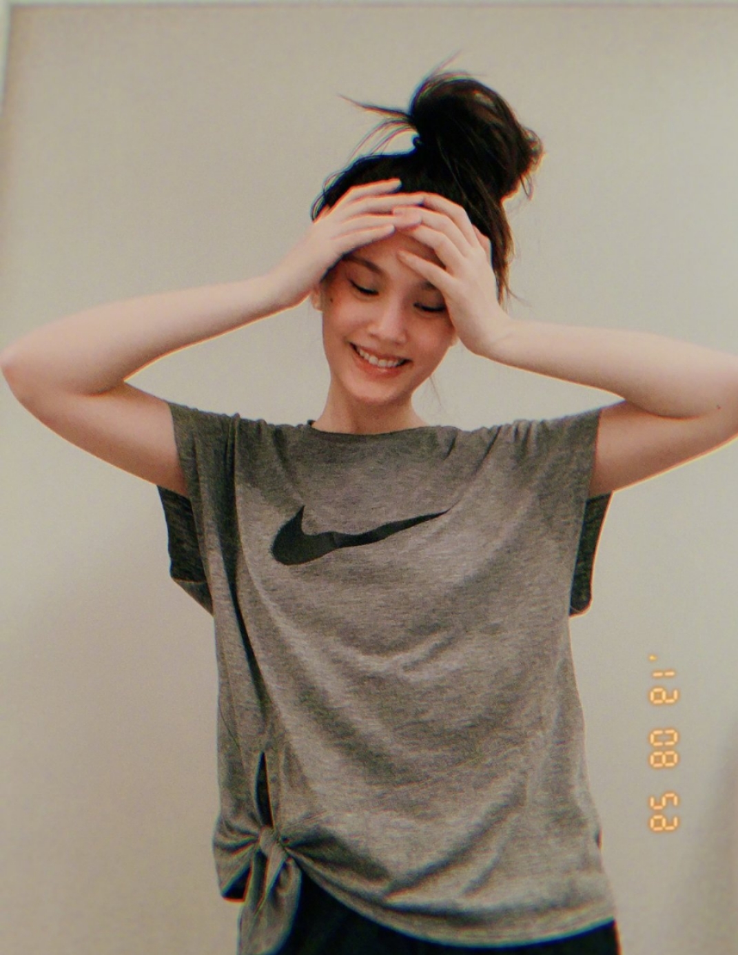 李荣浩在哪拿的结婚证,李荣浩结婚证