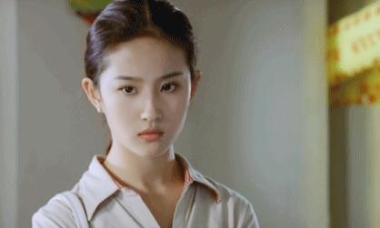 今年最火的毛衣慵懒风外穿高领,适合圆脸穿的高领毛衣