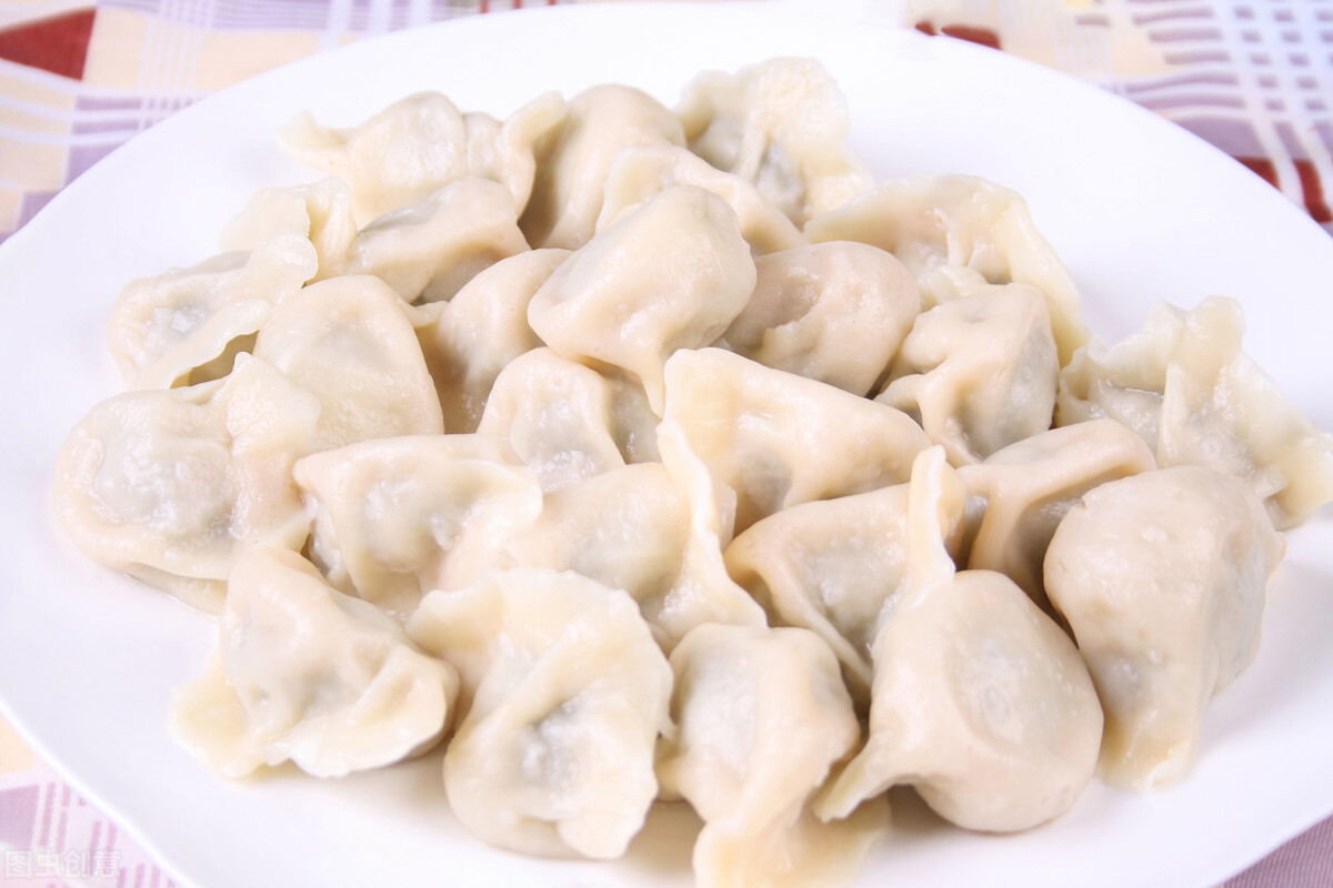 饺子冻成一坨了有什么办法去蒸,饺子冻成一坨怎么化解