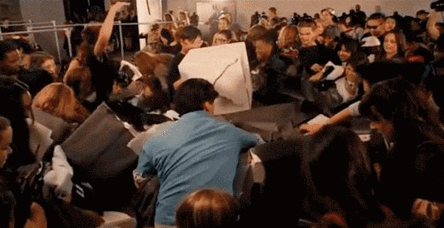 南阳红都时代广场,南阳红都时代广场全天直播