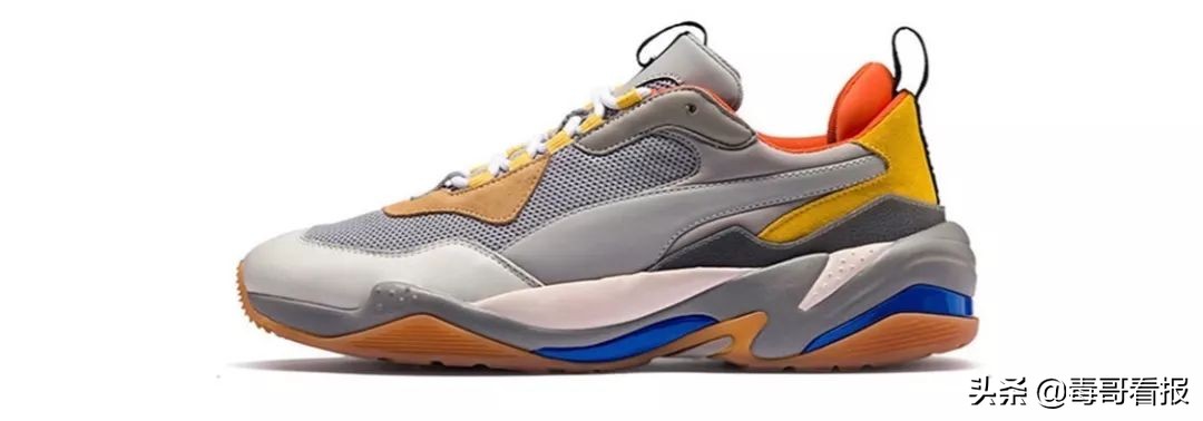 puma全面反光的鞋子,puma全掌碳板钉鞋测评