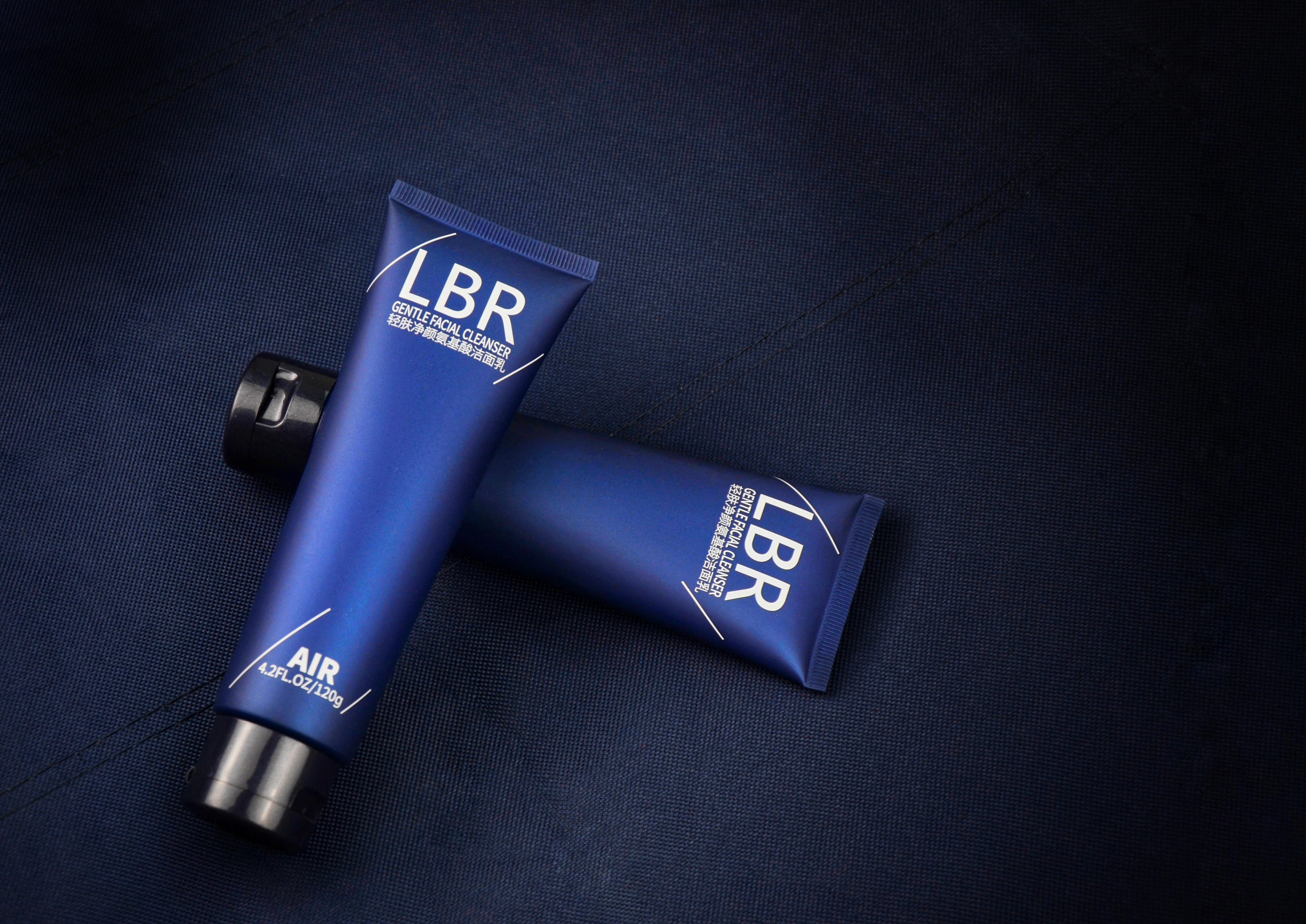 男士用皂基还是氨基酸,男士洗面奶排名第一氨基酸洗面奶